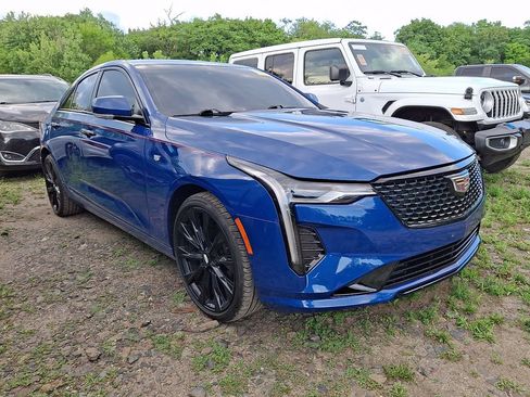 Used 2022 Cadillac CT4 Luxury w/ Sun And Sound Package AWD/4WD image 3