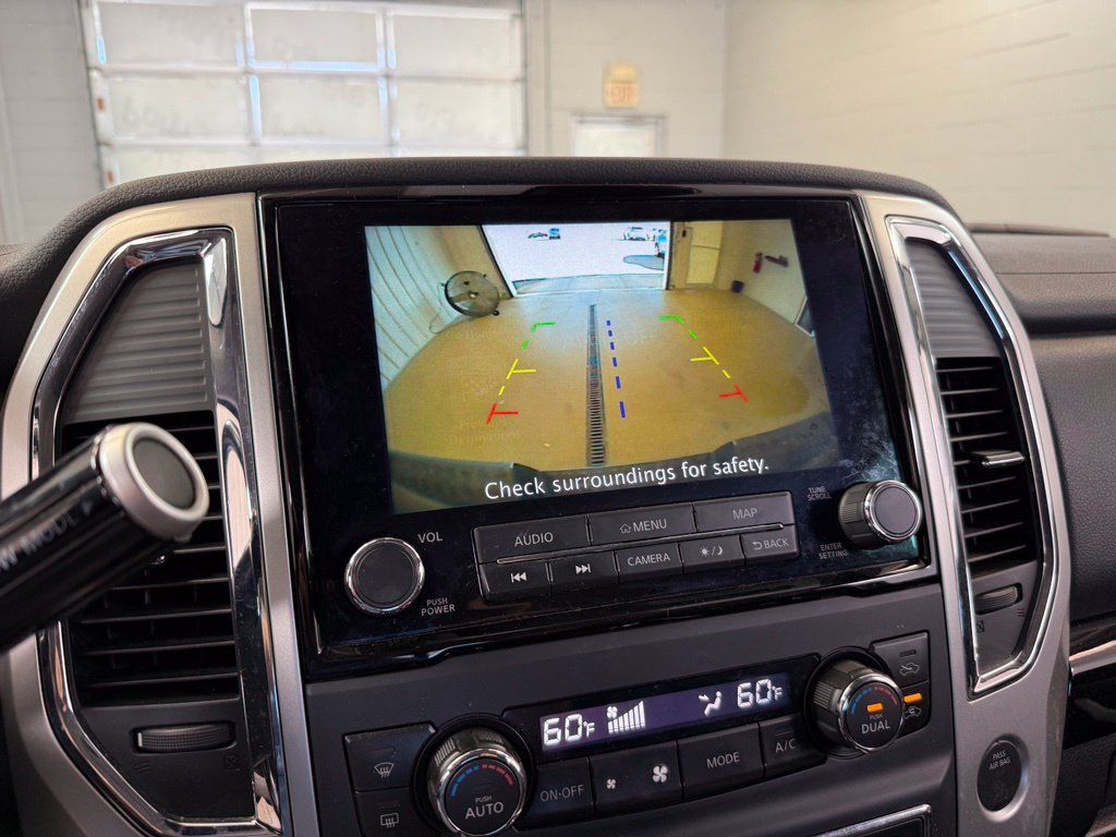 Used 2021 Nissan Titan SV w/ SV Convenience Package AWD/4WD image 14