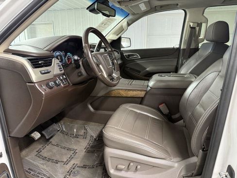 Used 2019 GMC Yukon XL Denali w/ Denali Ultimate Package image 11