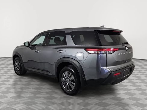 Used 2025 Nissan Pathfinder S FWD image 6