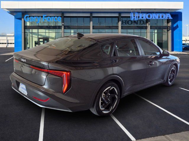 Used 2026 Kia K4 EX FWD image 2