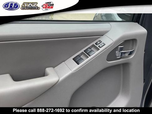 Used 2019 Nissan Frontier SL image 13