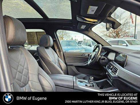 Used 2023 BMW X5 xDrive40i image 11