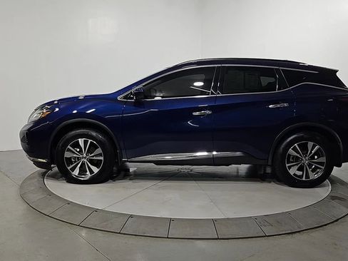 Used 2020 Nissan Murano SV w/ Premium Package image 2