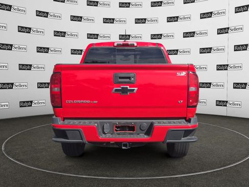 Used 2015 Chevrolet Colorado LT w/ LT Convenience Package RWD image 5