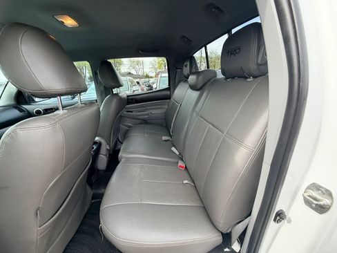 Used 2013 Toyota Tacoma 4x4 Double Cab w/ SR5 Pkg image 22