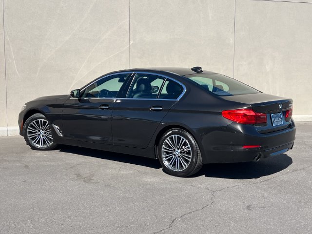 Used 2017 BMW 530i RWD image 6