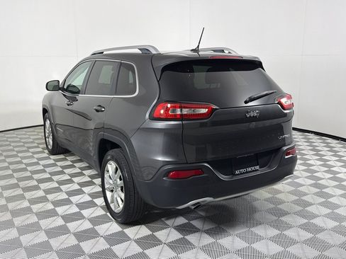 Used 2015 Jeep Cherokee Limited w/ Luxury Group FWD image 7