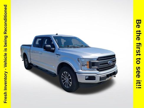 Used 2019 Ford F150 XLT w/ Equipment Group 302A Luxury AWD/4WD image 7
