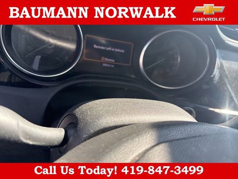 Used 2023 Buick Encore GX Preferred FWD image 18