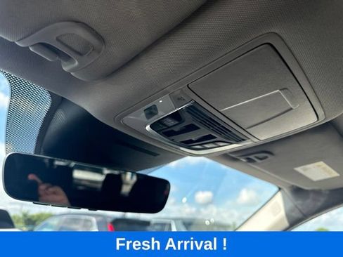 Used 2025 Acura MDX FWD image 9
