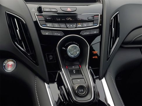 Certified 2025 Acura RDX SH-AWD image 27