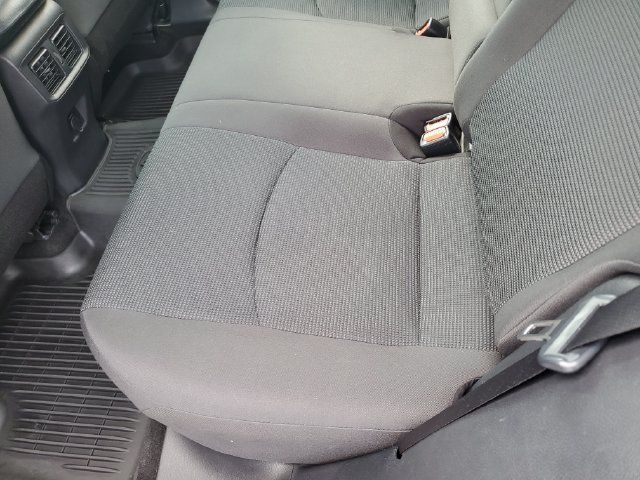 Used 2023 Toyota RAV4 LE AWD/4WD image 15