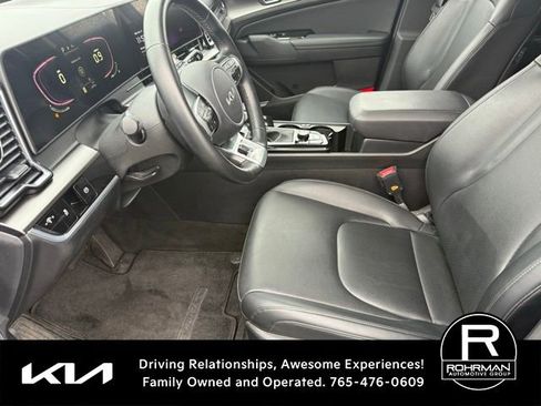 Used 2023 Kia Sportage EX image 8
