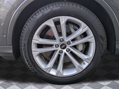 Used 2025 Audi Q7 3.0T Prestige w/ Prestige Package AWD/4WD image 9