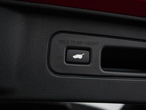 New 2026 Honda Pilot Black Edition image 9
