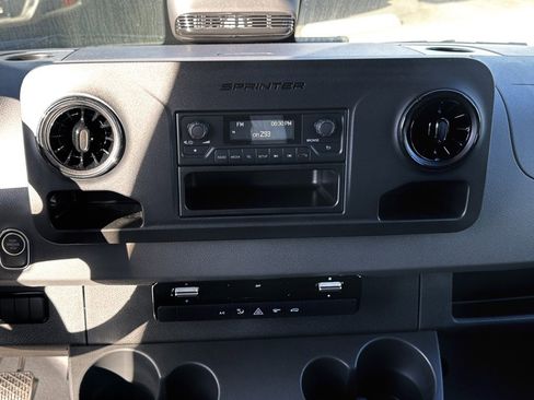 New 2025 Mercedes-Benz Sprinter 2500 image 21