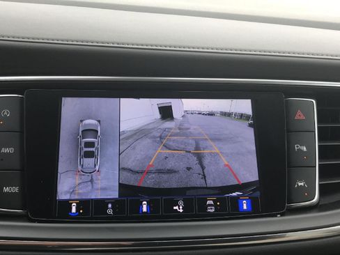 Certified 2022 Buick Enclave Avenir w/ Trailering Package, 5000 lbs. AWD/4WD image 36