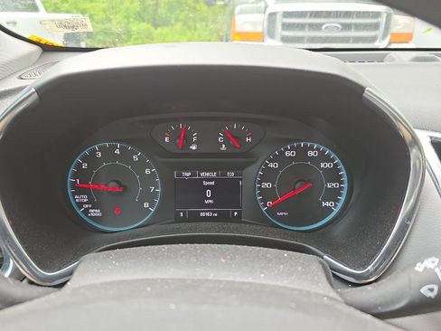 Used 2023 Chevrolet Equinox LS FWD image 20