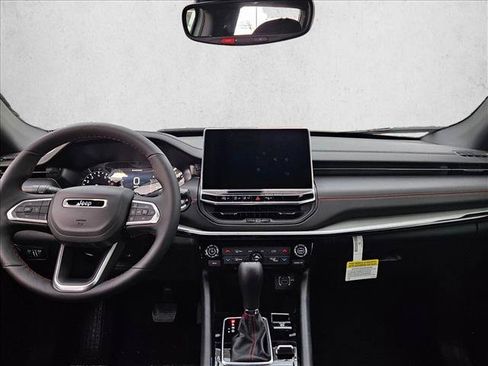 New 2026 Jeep Compass Trailhawk AWD/4WD image 14
