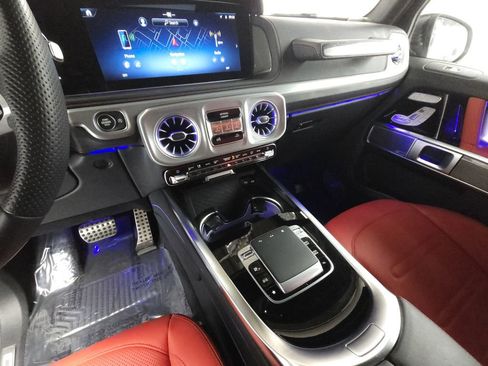 Used 2025 Mercedes-Benz G 550 w/ Manufactur Interior Package image 15