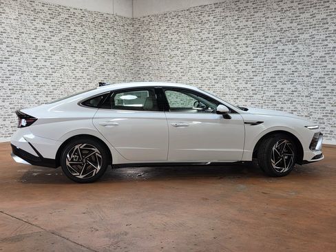 New 2026 Hyundai Sonata SEL image 9