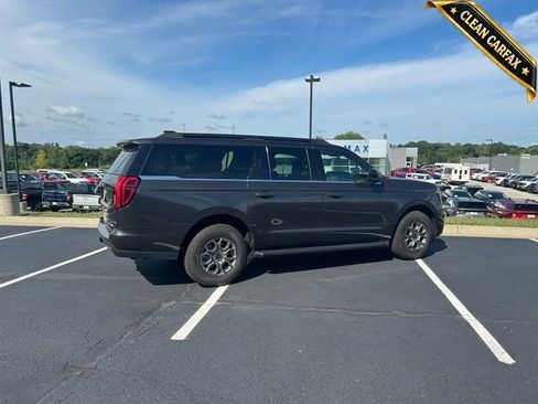 Used 2025 Ford Expedition Max Active RWD image 10