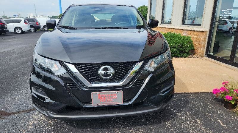 Used 2022 Nissan Rogue Sport S AWD/4WD image 3