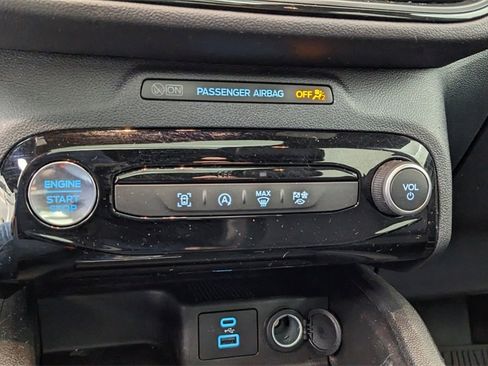 Certified 2023 Ford Escape ST-Line w/ Tech Pack #1 image 29