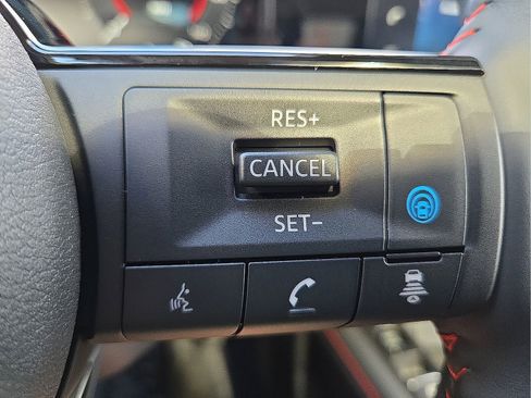 New 2026 Nissan Kicks SR w/ SR Premium Package FWD image 17