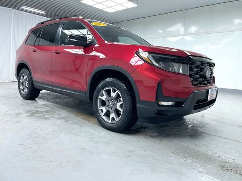 Used 2023 Honda Passport TrailSport image 1