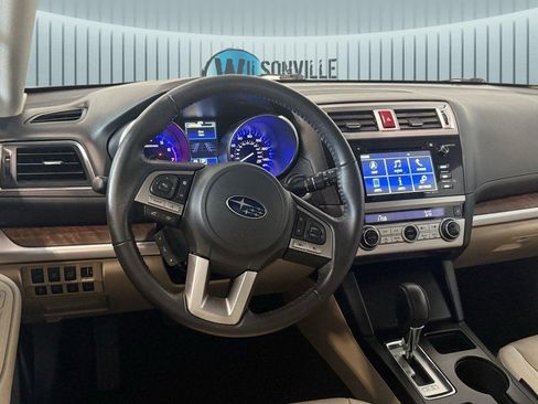 Used 2017 Subaru Outback 2.5i Limited image 14