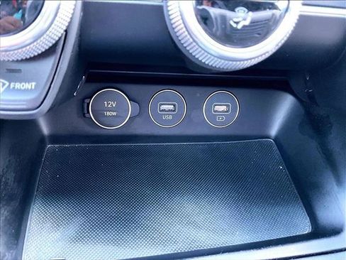 Used 2023 Genesis G70 2.0T AWD/4WD image 25