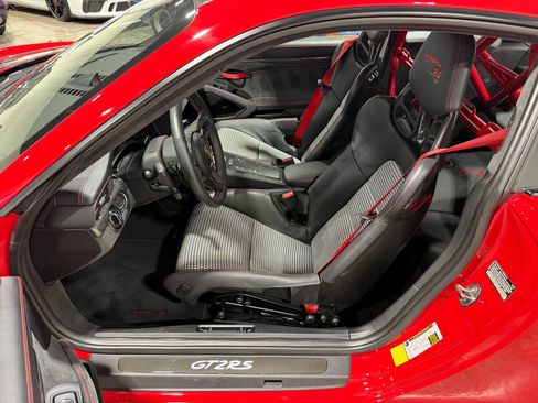 Used 2018 Porsche 911 GT2 RS RWD image 41
