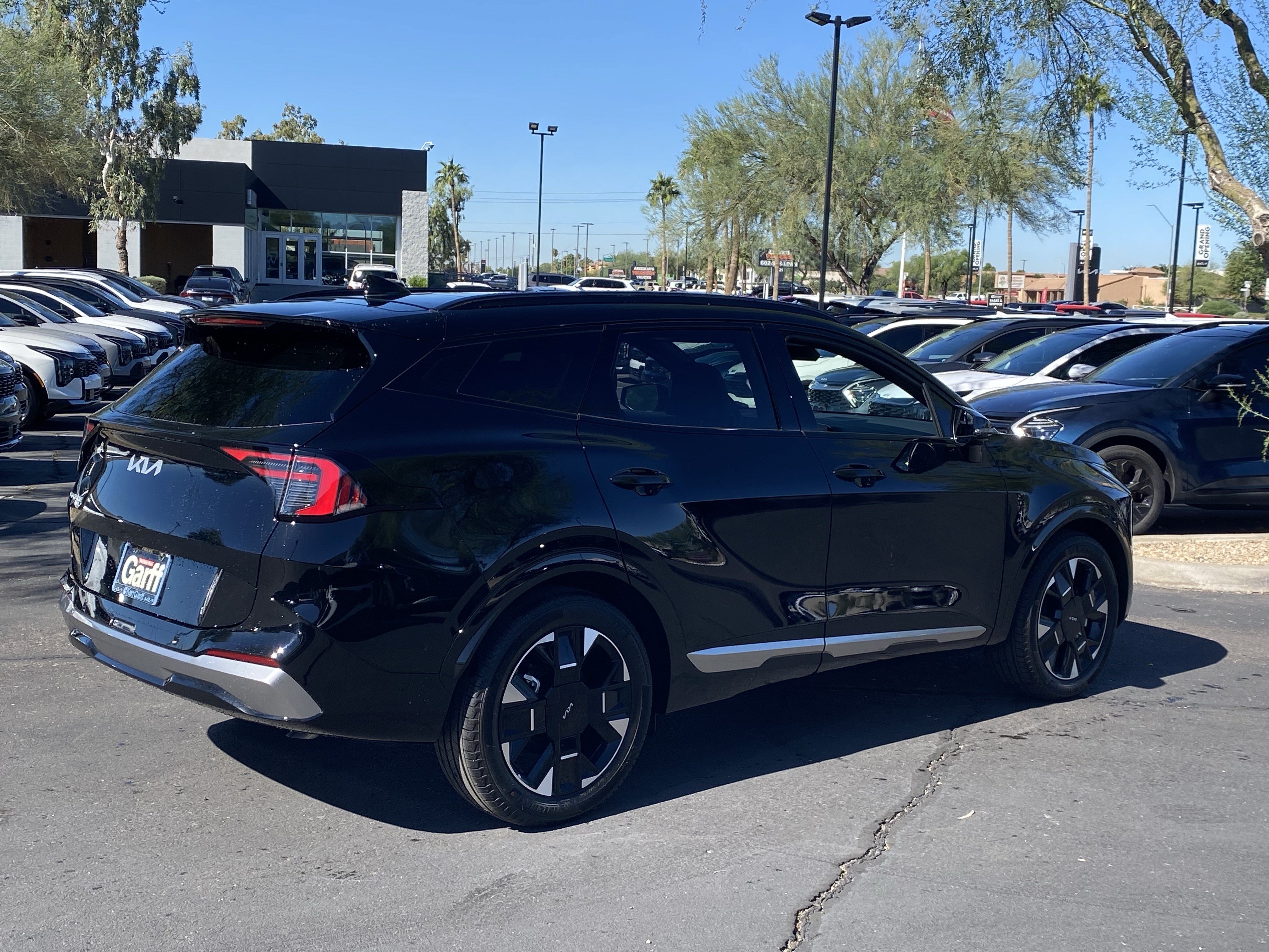 New 2026 Kia Sportage SX FWD image 4