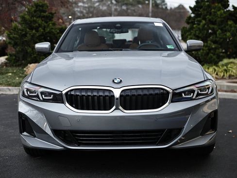 New 2026 BMW 330i Sedan w/ Premium Package image 13