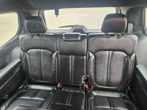 Used 2024 Jeep Wagoneer Series II w/ Flexible Seating Group image 26