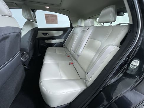 Certified 2024 Nissan Ariya AWD image 22