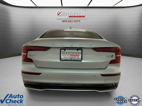 Used 2025 Volvo S60 B5 Core image 9