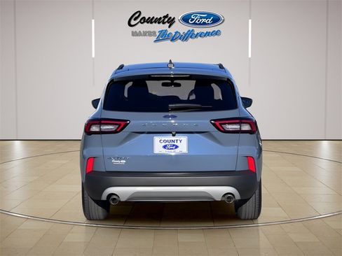 Used 2025 Ford Escape Active image 11