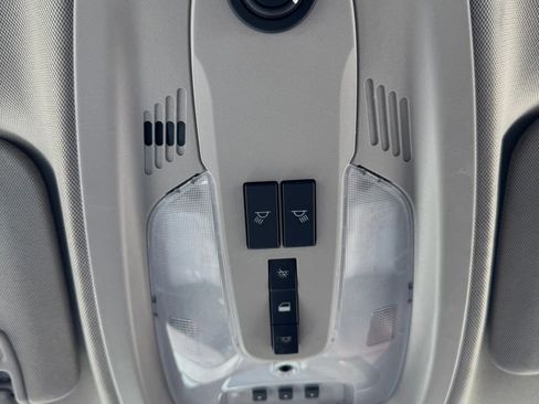 Used 2015 GMC Terrain SLT image 28