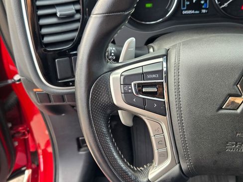 Used 2019 Mitsubishi Outlander SEL image 39