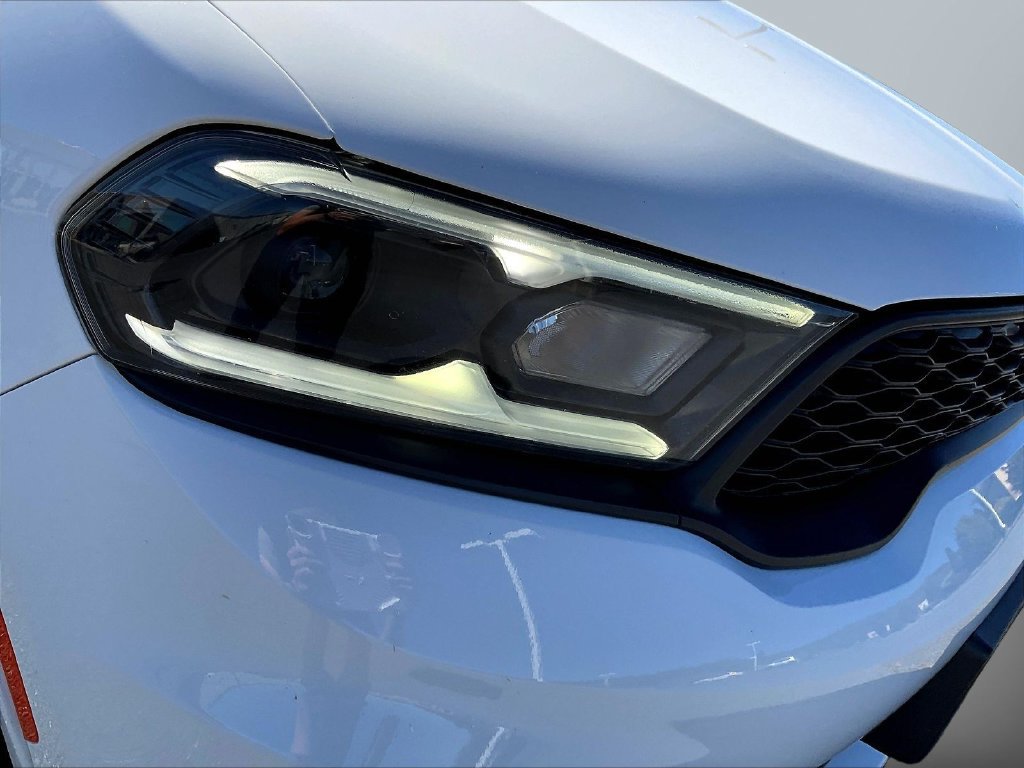 Used 2019 Toyota 4Runner SR5 AWD/4WD image 35