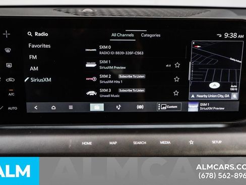 Used 2024 Kia EV9 Land image 41