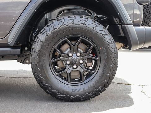 Used 2024 Jeep Wrangler Unlimited Sport AWD/4WD image 11