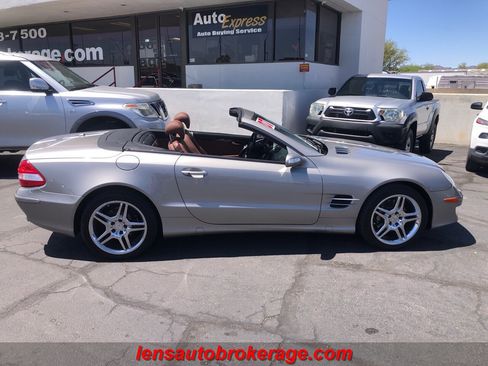 Used 2007 Mercedes-Benz SL 550 image 9