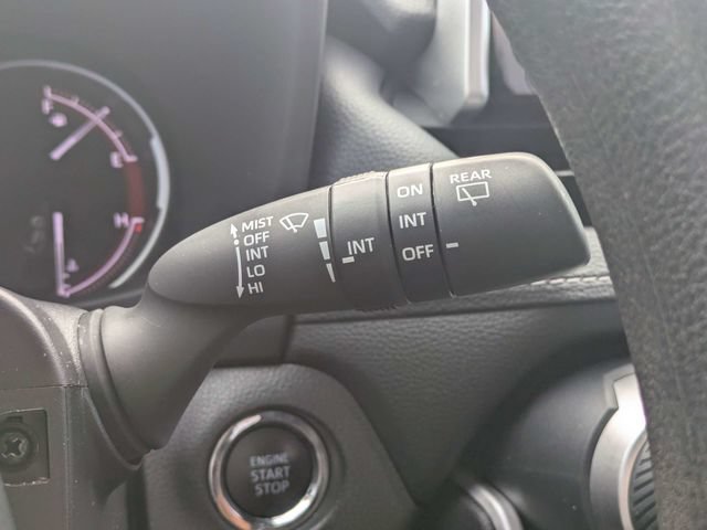 Used 2025 Toyota RAV4 XLE w/ Convenience Package FWD image 30