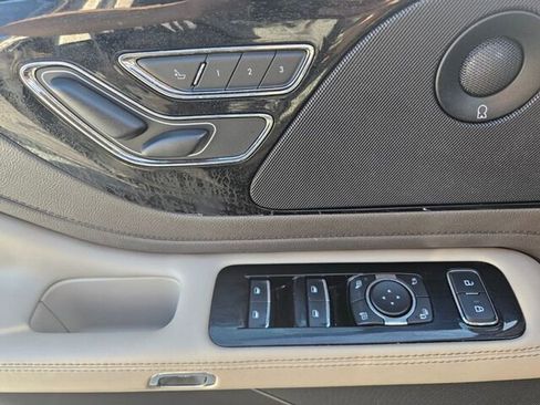 Used 2021 Lincoln Aviator Reserve w/ Equipment Group 201A image 8