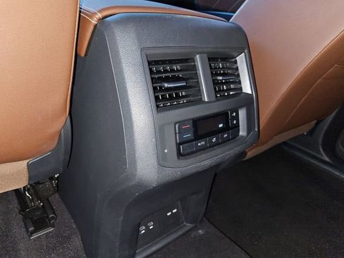 Used 2023 Volkswagen Atlas SE w/ Black Wheel Package image 16