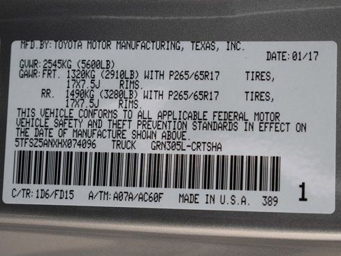 Used 2017 Toyota Tacoma TRD Sport w/ Premium & Technology Package image 33